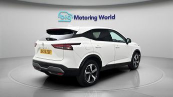 Nissan Qashqai DIG-T N-CONNECTA DCT