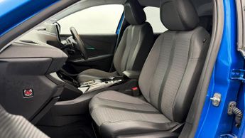 Peugeot 208 PURETECH ALLURE PREMIUM PLUS S/S