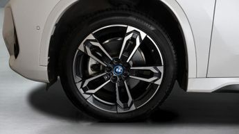 BMW iX1 XDRIVE 30 M SPORT
