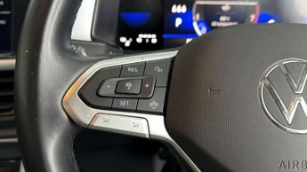 Volkswagen T-Roc LIFE TSI DSG