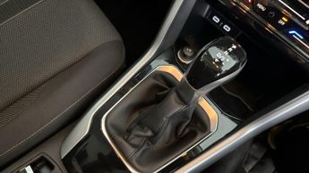 Volkswagen T-Roc LIFE TSI DSG