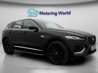 Jaguar F-Pace R-DYNAMIC S