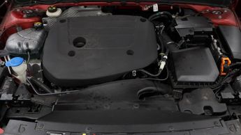 Volvo XC40 B4 R-DESIGN