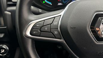 Renault Arkana ICONIC E-TECH