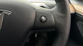 Tesla Model 3 PERFORMANCE AWD