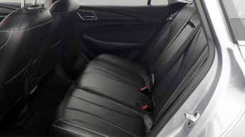 MG MG5 EXCLUSIVE
