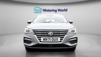 MG MG5 EXCLUSIVE