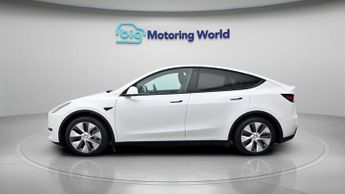 Tesla Model Y BASE