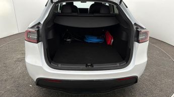 Tesla Model Y BASE