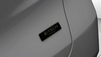 Renault Captur TECHNO E-TECH