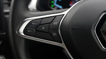 Renault Captur TECHNO E-TECH