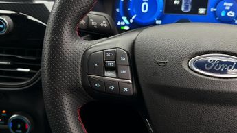 Ford Kuga ST-LINE EDITION
