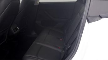 Tesla Model Y BASE