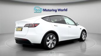Tesla Model Y BASE