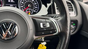 Volkswagen Golf R LINE TSI DSG
