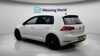 Volkswagen Golf R LINE TSI DSG