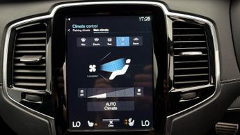 Volvo XC90 B5 R-DESIGN AWD