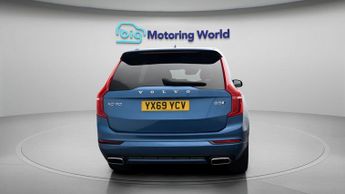 Volvo XC90 B5 R-DESIGN AWD