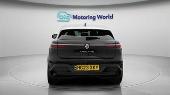 Renault Megane E-Tech ICONIC