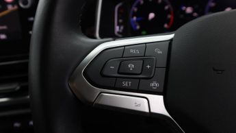 Volkswagen T-Roc R-LINE TSI DSG
