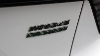 MG MG4 SE