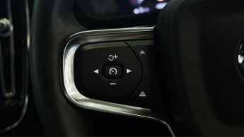 Volvo XC40 RECHARGE T4 CORE