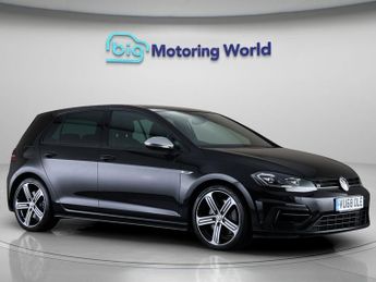 Volkswagen Golf R TSI