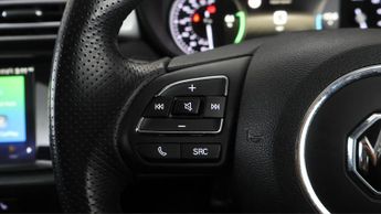 MG MG5 EXCLUSIVE
