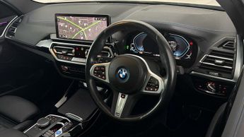 BMW iX3 M SPORT