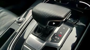 Audi A5 TFSI S LINE EDITION 1