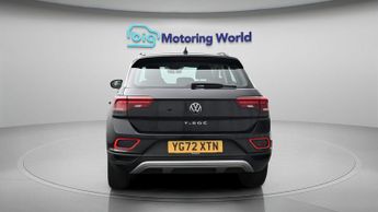 Volkswagen T-Roc LIFE TSI DSG