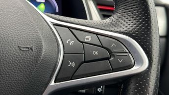 Renault Captur RS LINE E-TECH