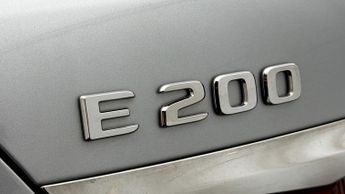 Mercedes-Benz E Class E 200 AMG LINE
