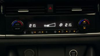 Nissan Qashqai DIG-T N-CONNECTA DCT