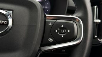 Volvo C40 RECHARGE PRO TWIN AWD