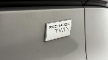 Volvo C40 RECHARGE PRO TWIN AWD