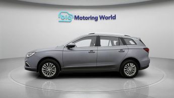 MG MG5 EXCLUSIVE