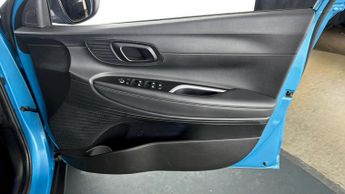 Hyundai BAYON T-GDI SE CONNECT DCT