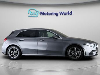 Mercedes A Class A 180 AMG LINE EXECUTIVE