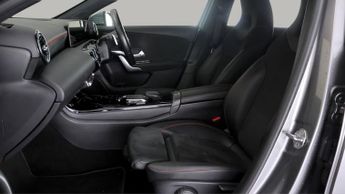 Mercedes-Benz A Class A 180 AMG LINE EXECUTIVE