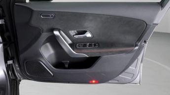Mercedes-Benz A Class A 180 AMG LINE EXECUTIVE