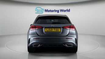 Mercedes-Benz A Class A 180 AMG LINE EXECUTIVE
