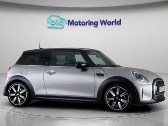 MINI Hatch COOPER EXCLUSIVE