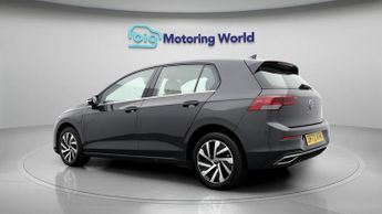 Volkswagen Golf STYLE TSI DSG
