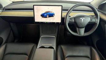 Tesla Model Y BASE