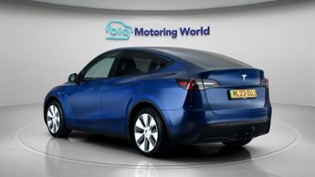 Tesla Model Y BASE
