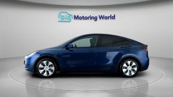 Tesla Model Y BASE