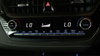 Toyota Corolla ICON TECH