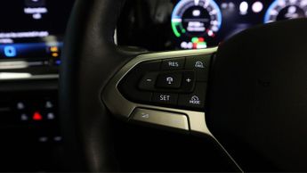 Volkswagen Golf STYLE TSI DSG
