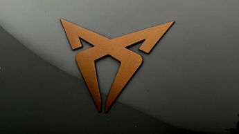 CUPRA Born V2